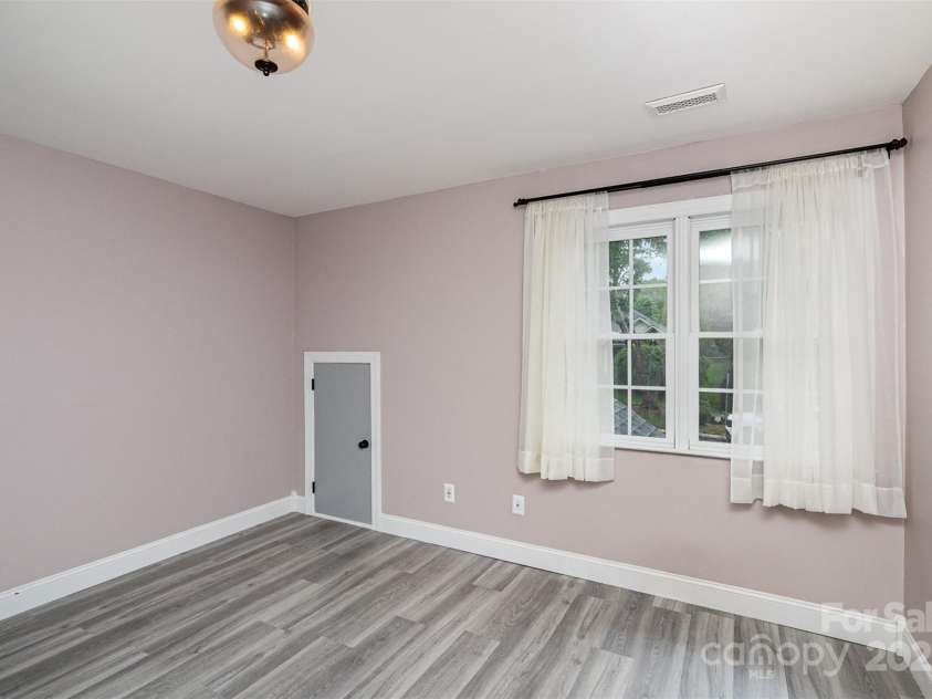 17318 Cambridge Grove Drive, Huntersville, NC 28078.  MLS# CAR4258388, YatesRealty ID 21634. 