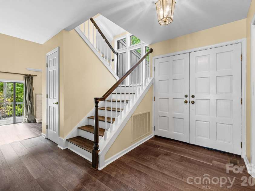 2 Honeysuckle Woods, Clover, SC 29710.  MLS# CAR4363870, YatesRealty ID 21635. 