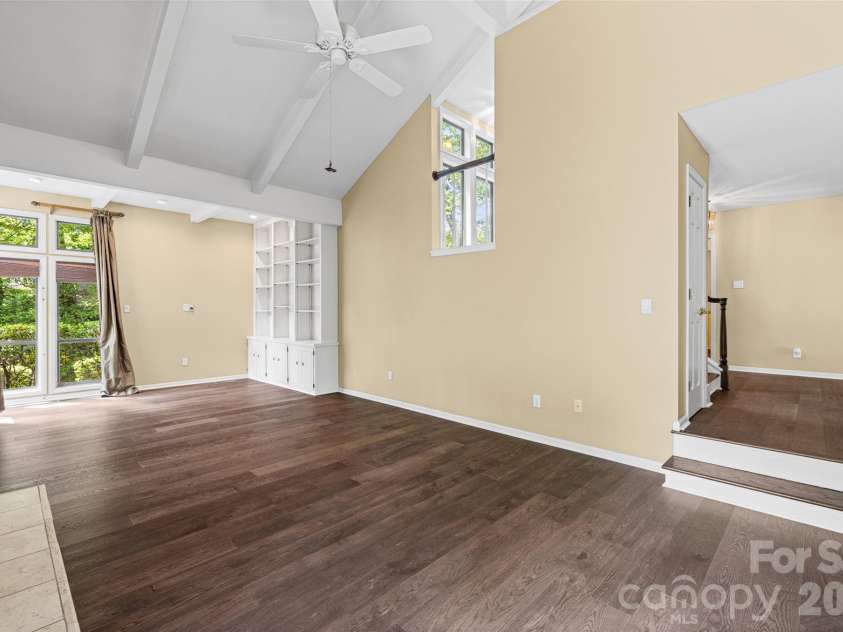 2 Honeysuckle Woods, Clover, SC 29710.  MLS# CAR4363870, YatesRealty ID 21635. 