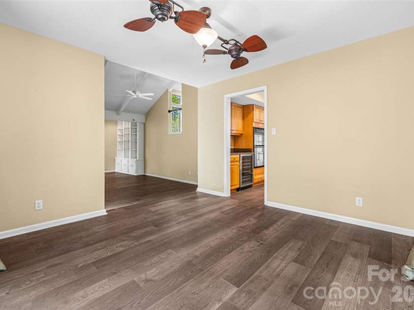 2 Honeysuckle Woods, Clover, SC 29710.  MLS# CAR4363870, YatesRealty ID 21635. 