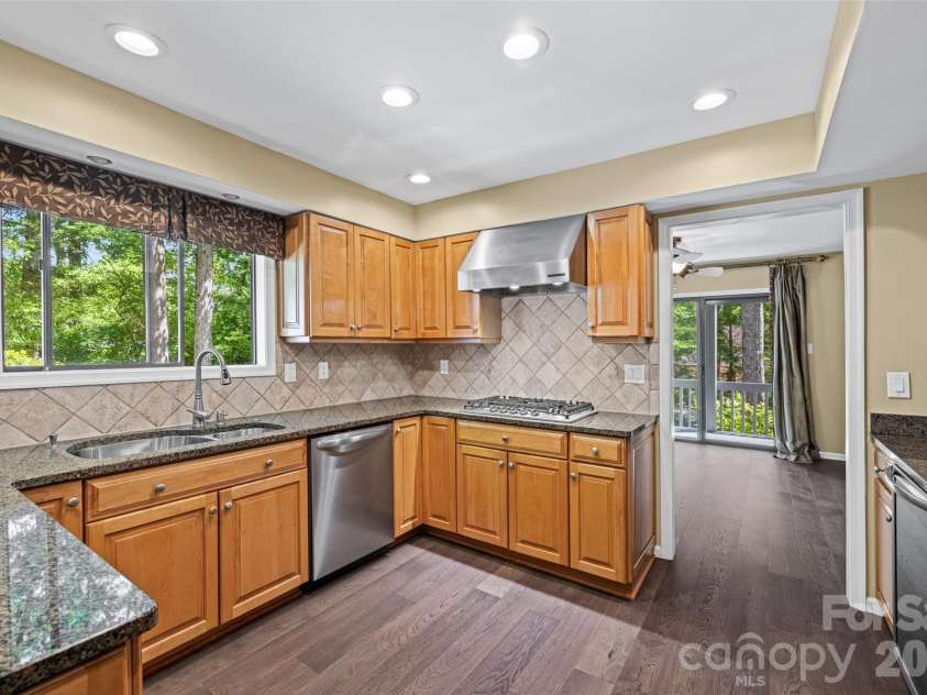 2 Honeysuckle Woods, Clover, SC 29710.  MLS# CAR4363870, YatesRealty ID 21635. 