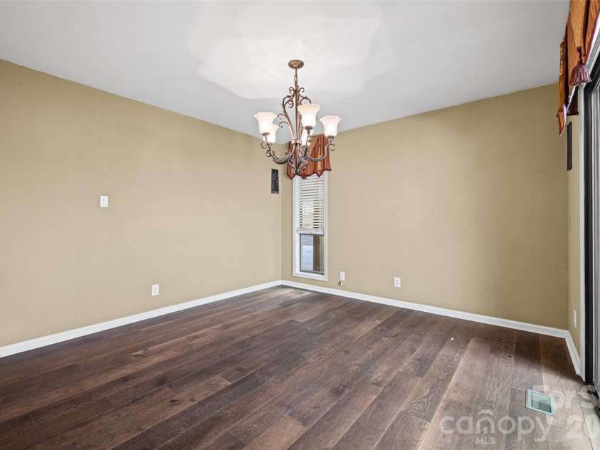 2 Honeysuckle Woods, Clover, SC 29710.  MLS# CAR4363870, YatesRealty ID 21635. 
