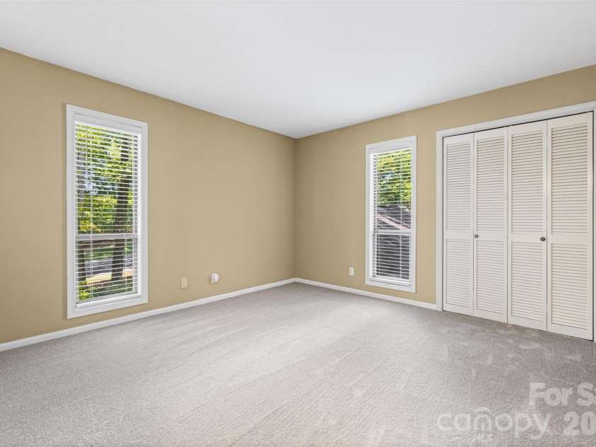 2 Honeysuckle Woods, Clover, SC 29710.  MLS# CAR4363870, YatesRealty ID 21635. 