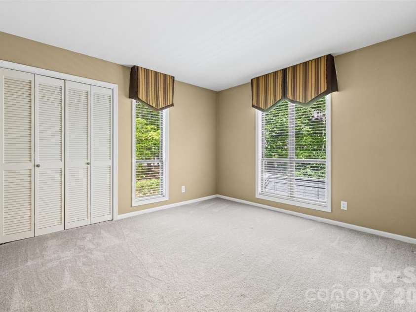 2 Honeysuckle Woods, Clover, SC 29710.  MLS# CAR4363870, YatesRealty ID 21635. 