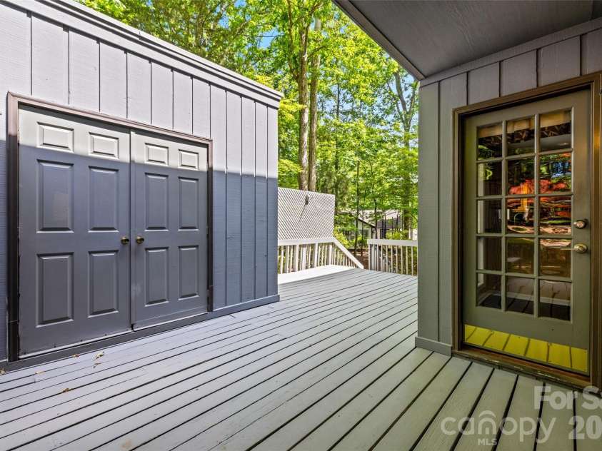 2 Honeysuckle Woods, Clover, SC 29710.  MLS# CAR4363870, YatesRealty ID 21635. 