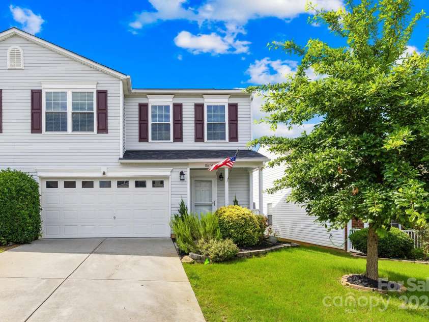8614 Westhope Street, Charlotte, NC 28216.  MLS# CAR4270582, YatesRealty ID 21635. 