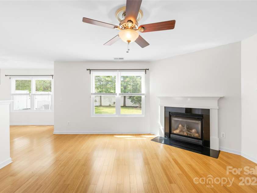 8614 Westhope Street, Charlotte, NC 28216.  MLS# CAR4270582, YatesRealty ID 21635. 