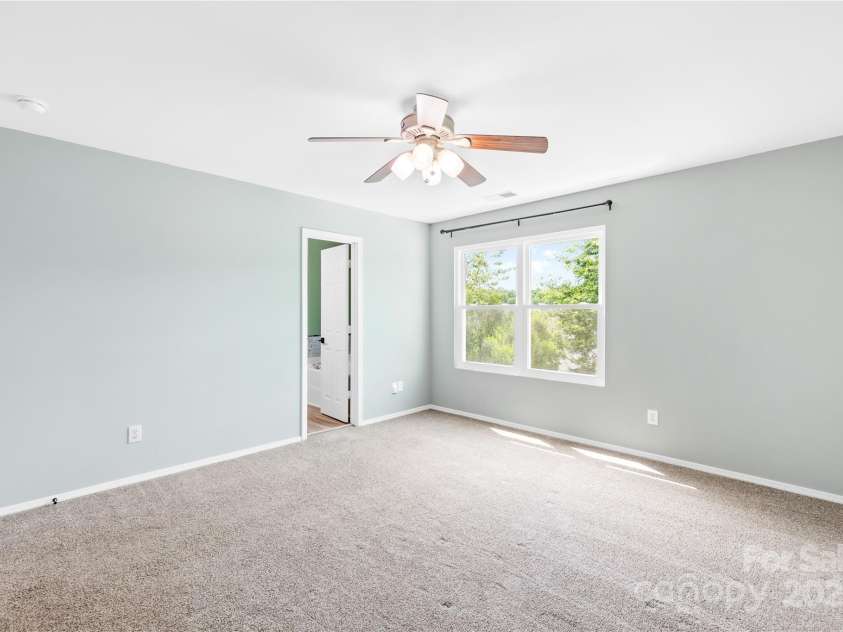 8614 Westhope Street, Charlotte, NC 28216.  MLS# CAR4270582, YatesRealty ID 21635. 
