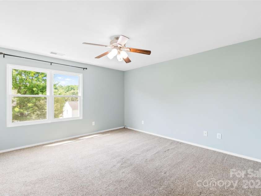8614 Westhope Street, Charlotte, NC 28216.  MLS# CAR4270582, YatesRealty ID 21635. 