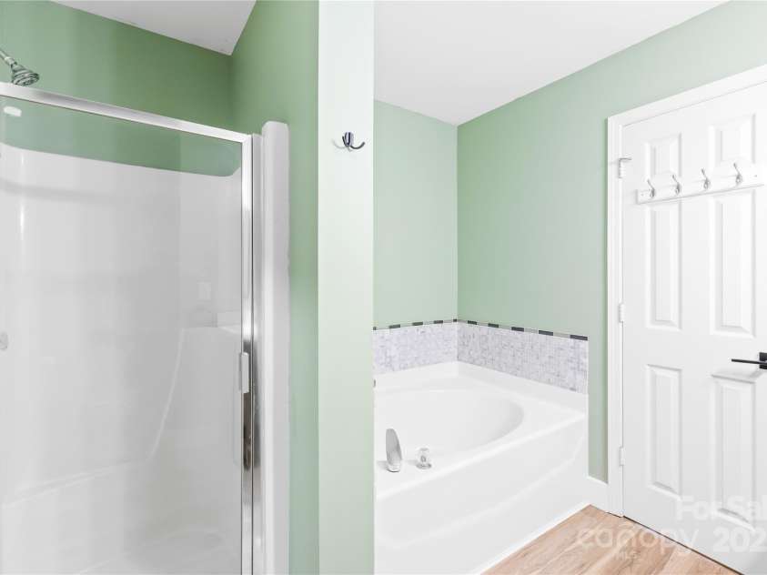 8614 Westhope Street, Charlotte, NC 28216.  MLS# CAR4270582, YatesRealty ID 21635. 