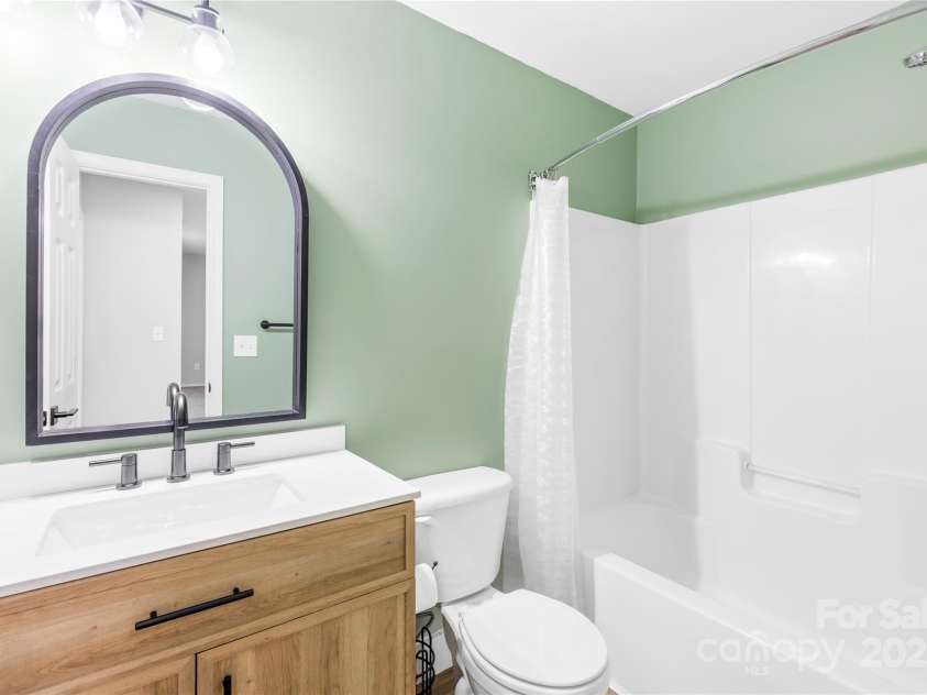 8614 Westhope Street, Charlotte, NC 28216.  MLS# CAR4270582, YatesRealty ID 21635. 