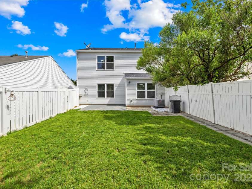 8614 Westhope Street, Charlotte, NC 28216.  MLS# CAR4270582, YatesRealty ID 21635. 