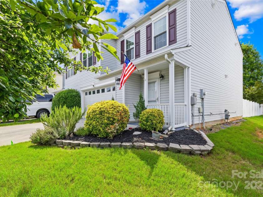 8614 Westhope Street, Charlotte, NC 28216.  MLS# CAR4270582, YatesRealty ID 21635. 