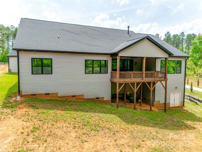 1336 Rebound Road, Lancaster, SC 29720.  MLS# CAR4248175, YatesRealty ID 21636. 