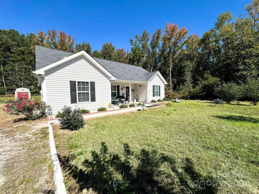 1200 Elizabeth Street, Pageland, SC 29728.  MLS# CAR4194089, YatesRealty ID 21637. 