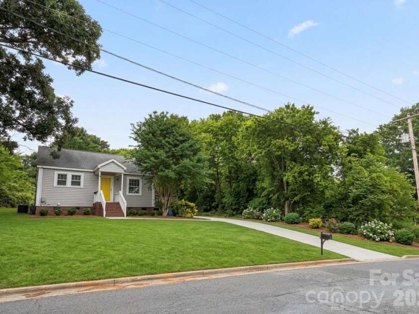 1210 Wiscassett Street, Albemarle, NC 28001.  MLS# CAR4377409, YatesRealty ID 21637. 
