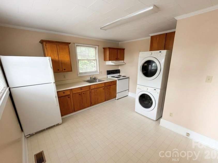1210 Wiscassett Street, Albemarle, NC 28001.  MLS# CAR4377409, YatesRealty ID 21637. 
