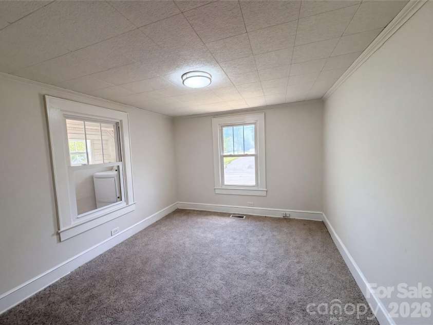 215 Ferry Road, New London, NC 28127.  MLS# CAR4372599, YatesRealty ID 21639. 