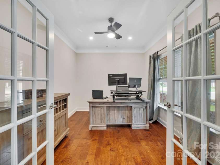 1225 Madison Green Drive, Fort Mill, SC 29715.  MLS# CAR4258843, YatesRealty ID 21640. Office