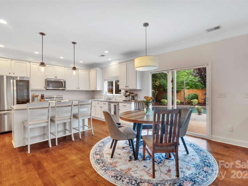 1225 Madison Green Drive, Fort Mill, SC 29715.  MLS# CAR4258843, YatesRealty ID 21640. Open floorplan