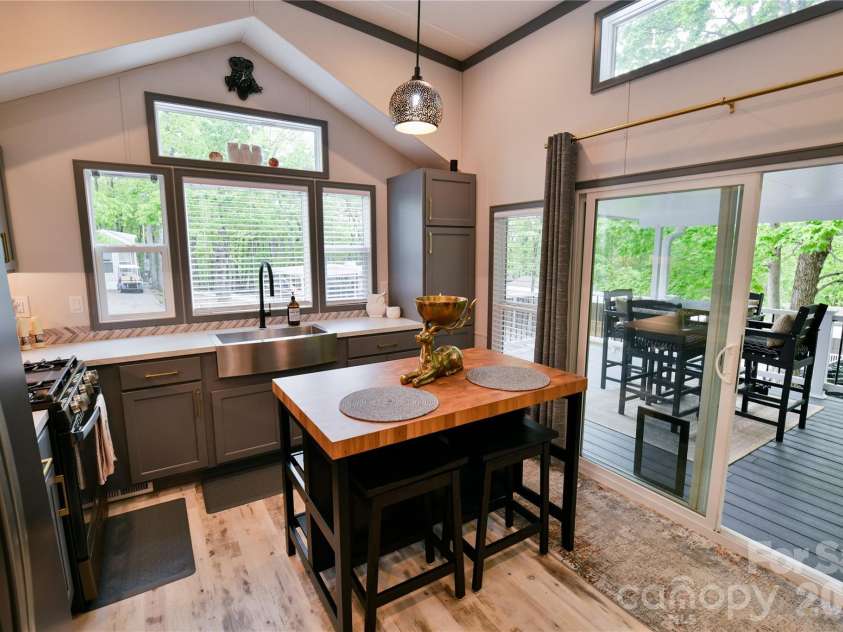 310 Laurelwood Lane, Traphill, NC 28685.  MLS# CAR4376247, YatesRealty ID 21640. 