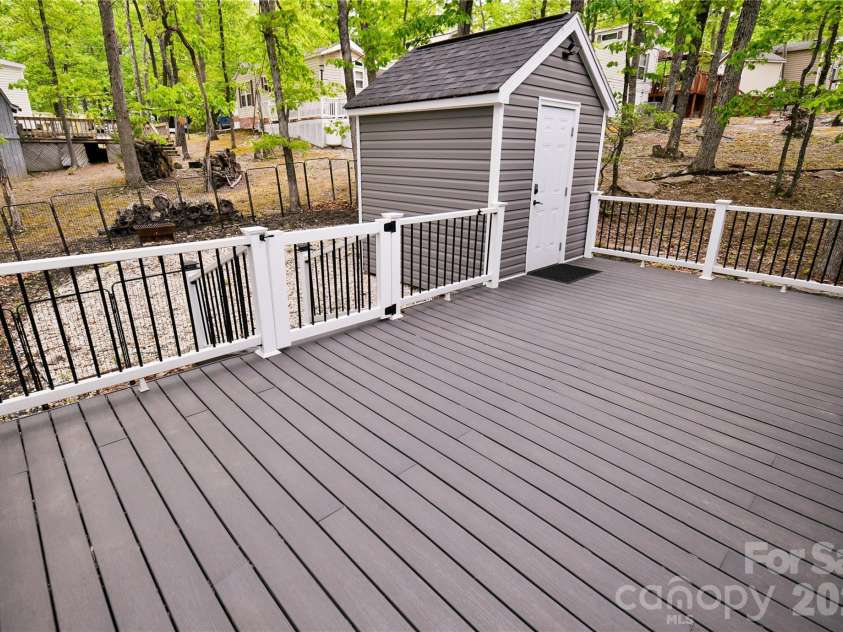 310 Laurelwood Lane, Traphill, NC 28685.  MLS# CAR4376247, YatesRealty ID 21640. 