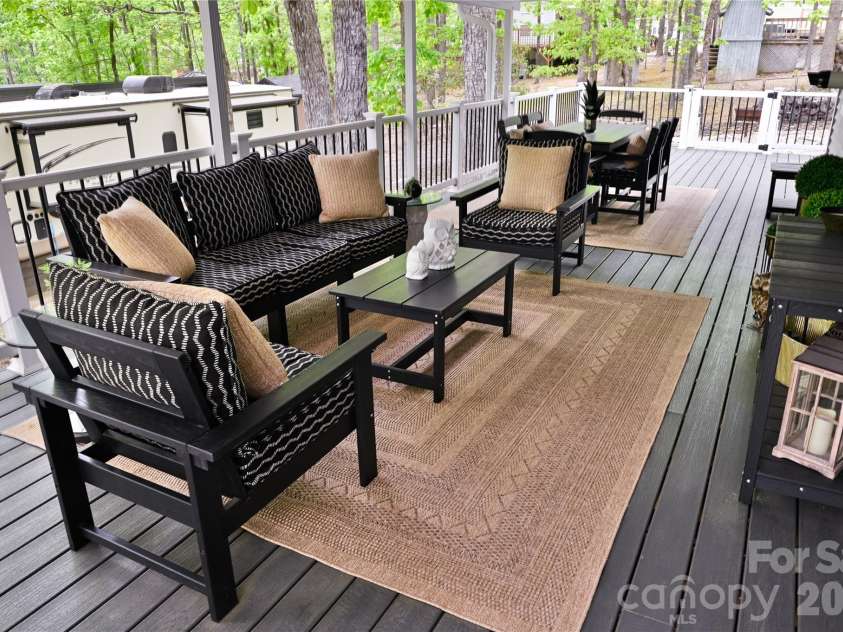 310 Laurelwood Lane, Traphill, NC 28685.  MLS# CAR4376247, YatesRealty ID 21640. 