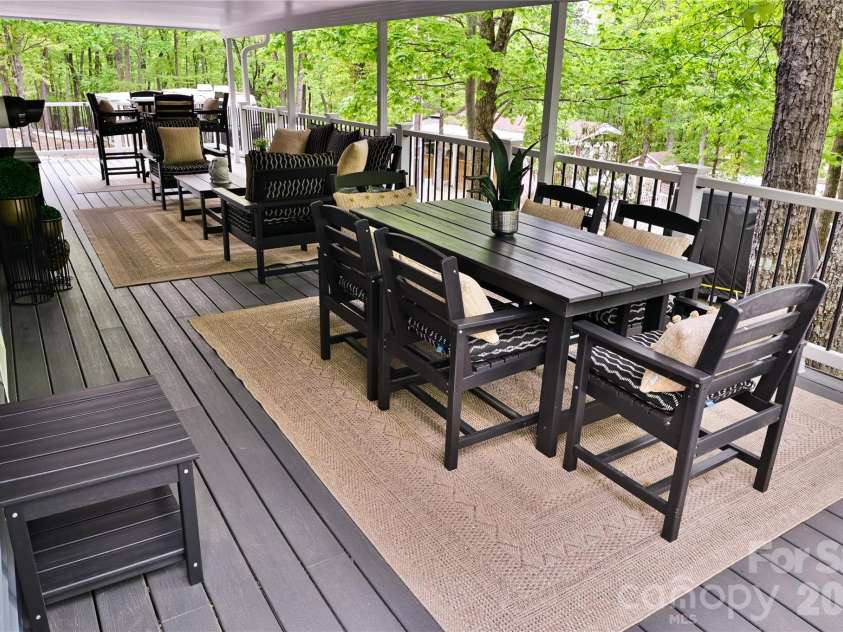 310 Laurelwood Lane, Traphill, NC 28685.  MLS# CAR4376247, YatesRealty ID 21640. 