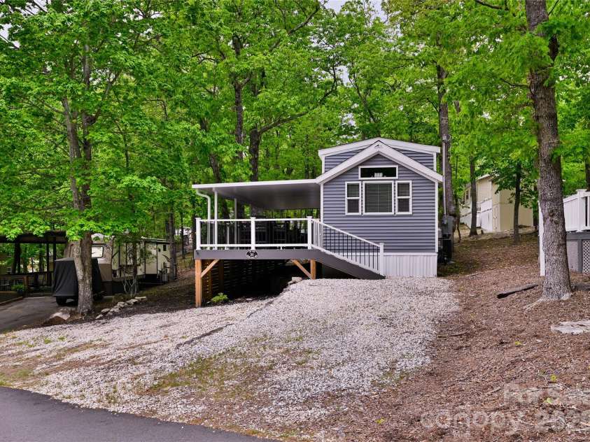 310 Laurelwood Lane, Traphill, NC 28685.  MLS# CAR4376247, YatesRealty ID 21640. 