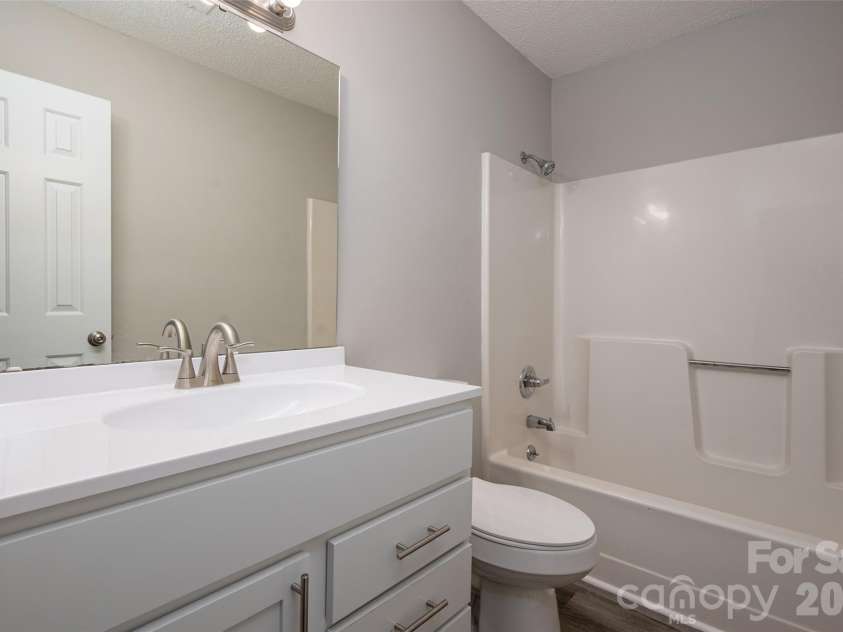 115 David Court, Fort Mill, SC 29715.  MLS# CAR4376770, YatesRealty ID 21641. 
