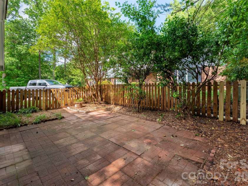 115 David Court, Fort Mill, SC 29715.  MLS# CAR4376770, YatesRealty ID 21641. 
