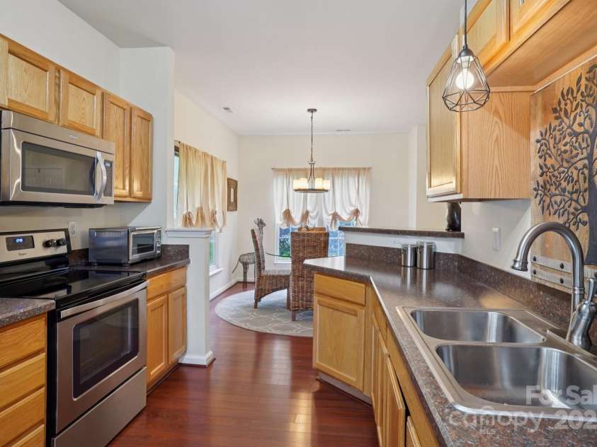 12342 Swan Wings Place, Huntersville, NC 28078.  MLS# CAR4271268, YatesRealty ID 21641. 