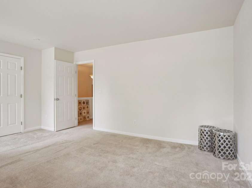12342 Swan Wings Place, Huntersville, NC 28078.  MLS# CAR4271268, YatesRealty ID 21641. 