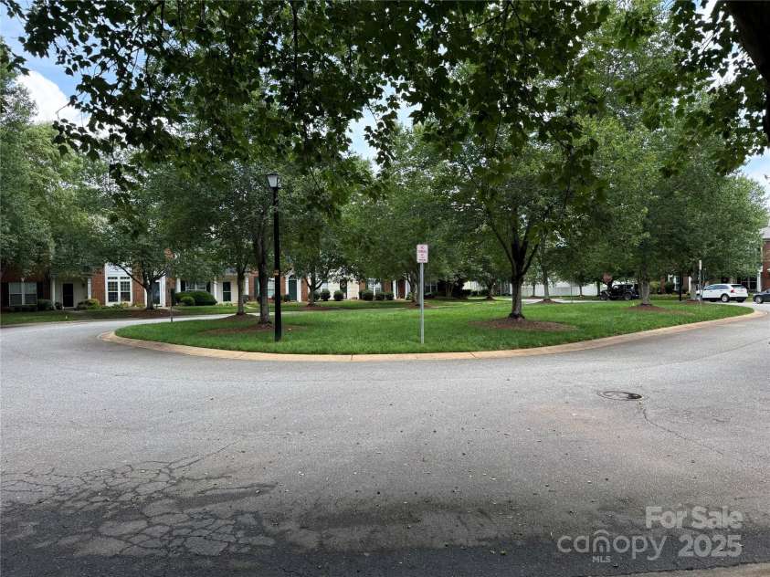 12342 Swan Wings Place, Huntersville, NC 28078.  MLS# CAR4271268, YatesRealty ID 21641. 