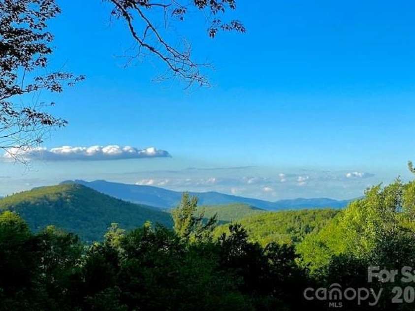 7109 Grandview Extension, Newland, NC 28657.  MLS# CAR4371710, YatesRealty ID 21642. 