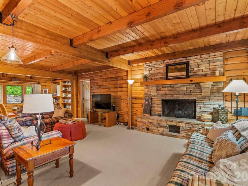 7109 Grandview Extension, Newland, NC 28657.  MLS# CAR4371710, YatesRealty ID 21642. 