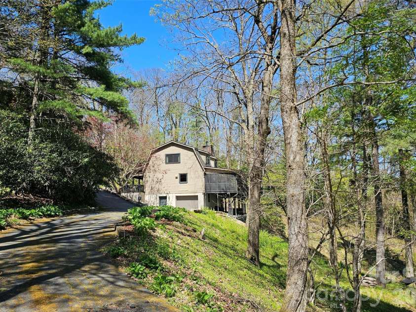 7109 Grandview Extension, Newland, NC 28657.  MLS# CAR4371710, YatesRealty ID 21642. 