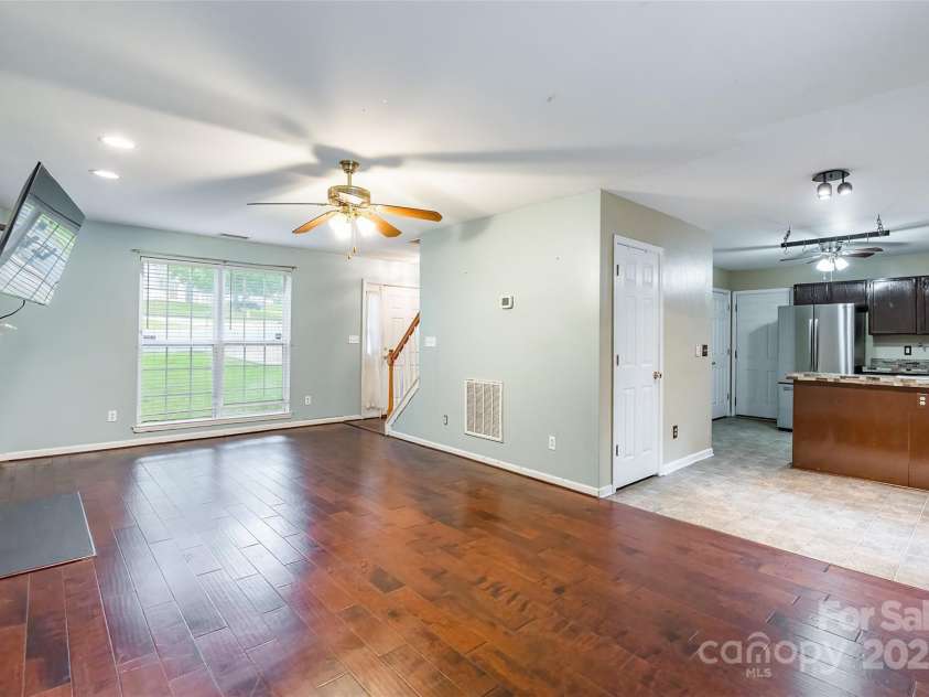 7206 Stoney Place Court, Charlotte, NC 28262.  MLS# CAR4258227, YatesRealty ID 21642. 
