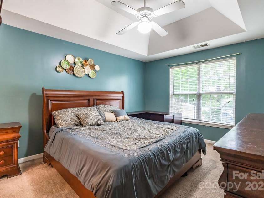 7206 Stoney Place Court, Charlotte, NC 28262.  MLS# CAR4258227, YatesRealty ID 21642. 