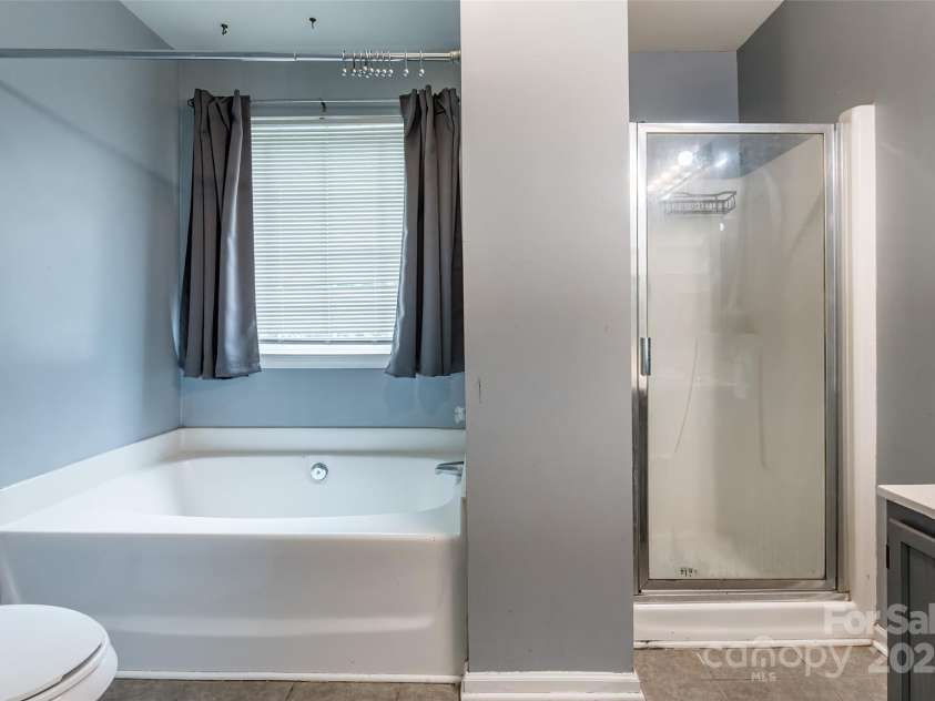 7206 Stoney Place Court, Charlotte, NC 28262.  MLS# CAR4258227, YatesRealty ID 21642. 