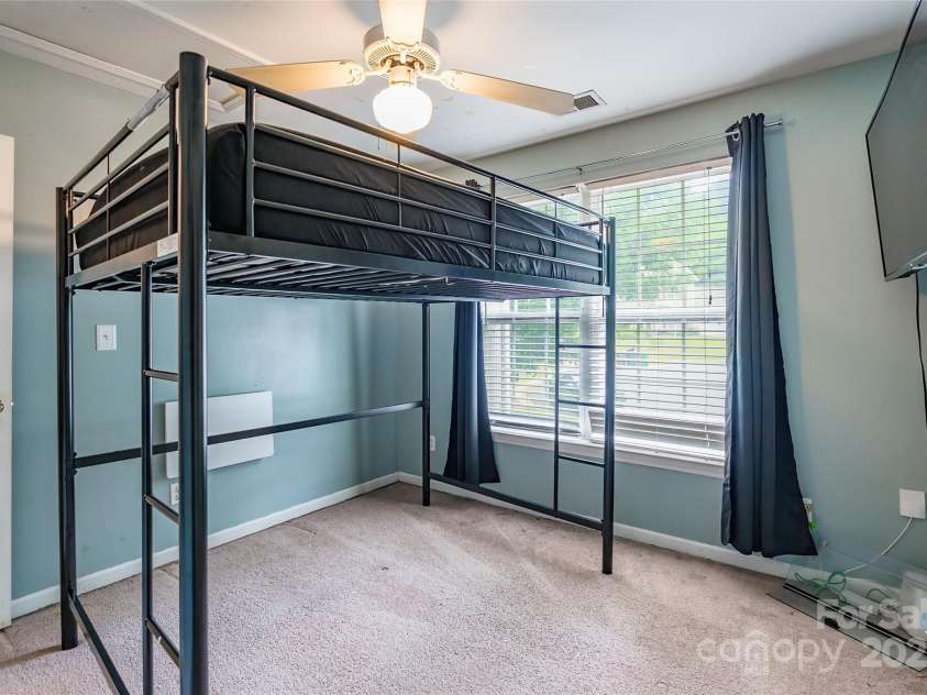 7206 Stoney Place Court, Charlotte, NC 28262.  MLS# CAR4258227, YatesRealty ID 21642. 