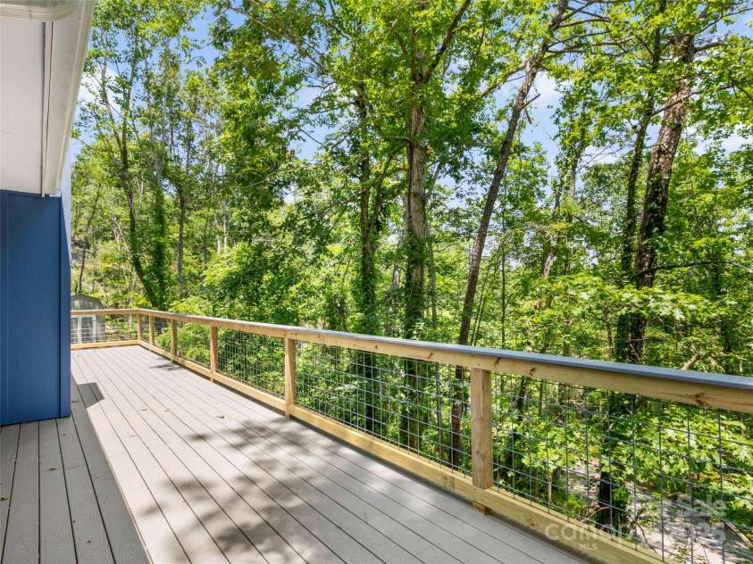 45 Avondale Heights Road, Asheville, NC 28803.  MLS# CAR4270386, YatesRealty ID 21643. Main level deck