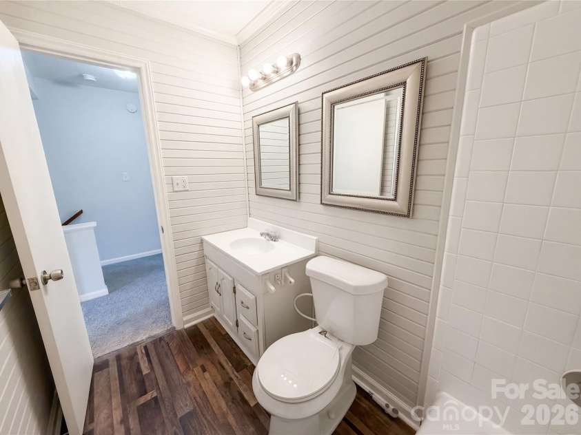 4726 Old Lantern Way, Charlotte, NC 28212.  MLS# CAR4360871, YatesRealty ID 21643. 