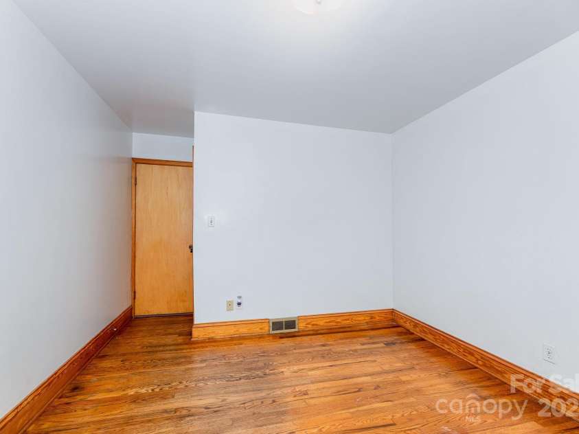 3420 Long Ferry Road, Salisbury, NC 28146.  MLS# CAR4267510, YatesRealty ID 21644. 