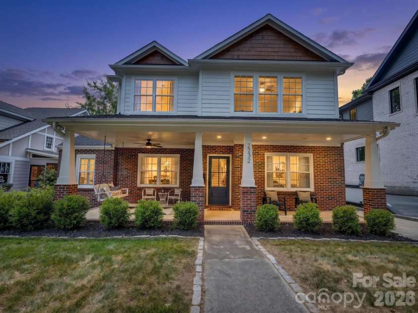 2232 Shenandoah Avenue, Charlotte, NC 28205.  MLS# CAR4379599, YatesRealty ID 21645. 
