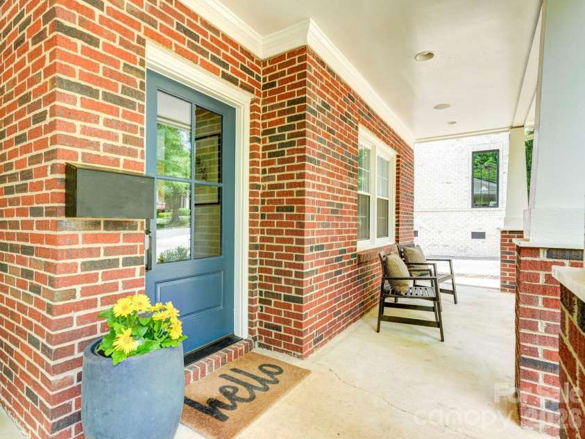 2232 Shenandoah Avenue, Charlotte, NC 28205.  MLS# CAR4379599, YatesRealty ID 21645. 