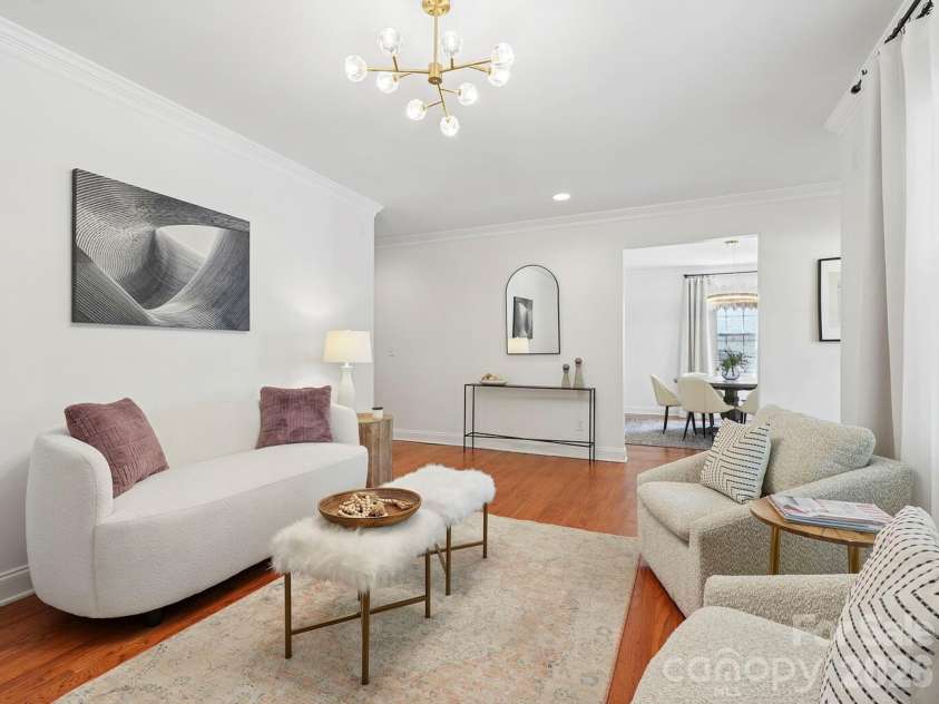 2232 Shenandoah Avenue, Charlotte, NC 28205.  MLS# CAR4379599, YatesRealty ID 21645. 