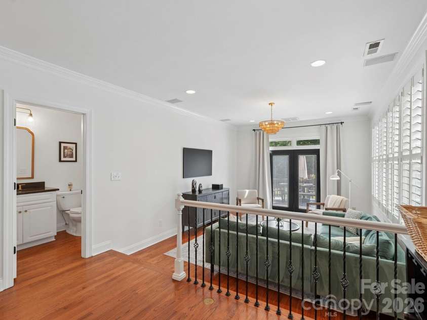 2232 Shenandoah Avenue, Charlotte, NC 28205.  MLS# CAR4379599, YatesRealty ID 21645. 