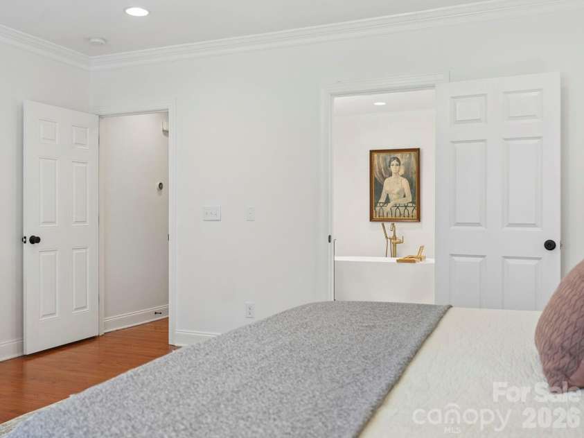 2232 Shenandoah Avenue, Charlotte, NC 28205.  MLS# CAR4379599, YatesRealty ID 21645. 