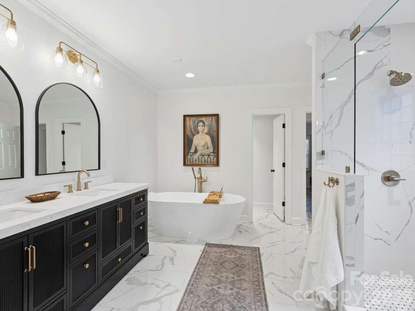 2232 Shenandoah Avenue, Charlotte, NC 28205.  MLS# CAR4379599, YatesRealty ID 21645. 